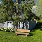Natur-ferien-haus, Klein Rosenburg, Design-ferienhaus An Der Burg, Wallbox, 100mbit Wlan & Zaun Holiday home