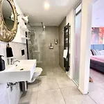 Natur-ferien-haus, Klein Rosenburg, Design-ferienhaus An Der Burg, Wallbox, 100mbit Wlan & Zaun *