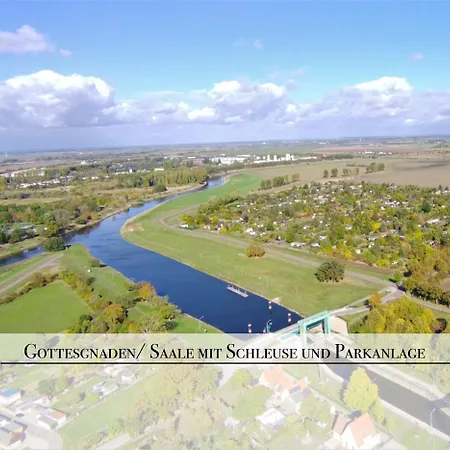 Naturferienhaus Mittlere Elbe Hébergement de vacances Gross Rosenburg