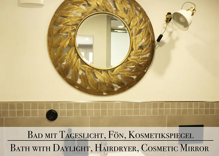 Natur-ferien-haus, Klein Rosenburg, Design-ferienhaus An Der Burg, Wallbox, 100mbit Wlan & Zaun بيت للعطل