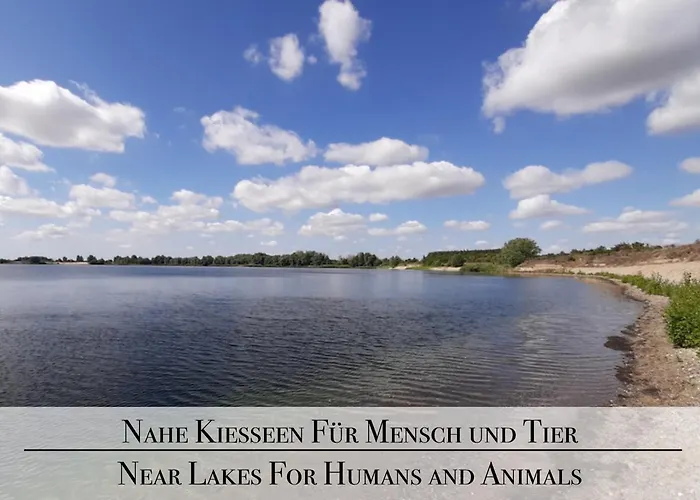 Natur-ferien-haus, Klein Rosenburg, Design-ferienhaus An Der Burg, Wallbox, 100mbit Wlan & Zaun بيت للعطل